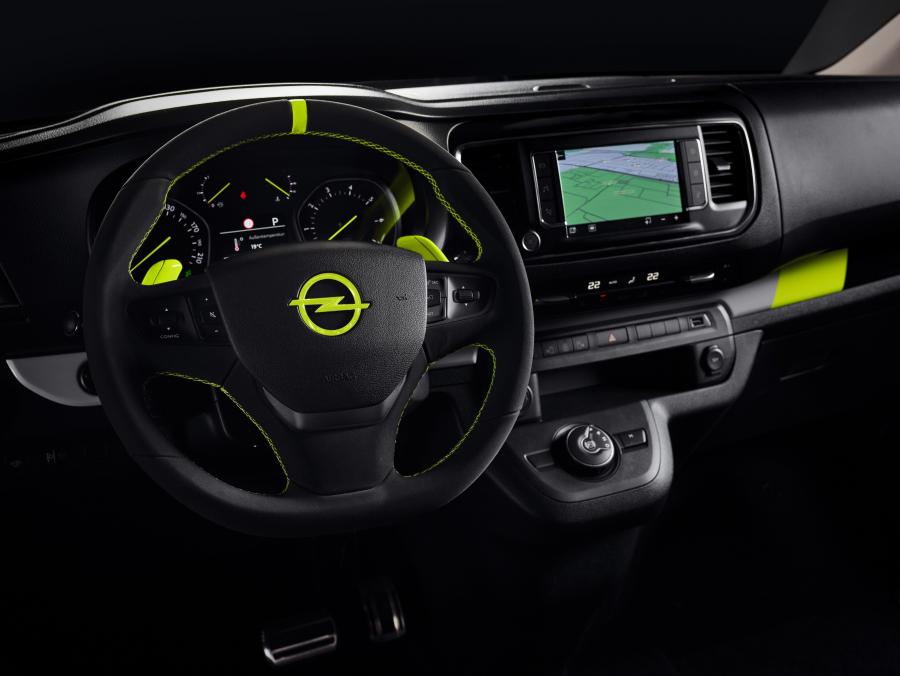 Торпедо Opel O-Team Zafira Life 2019 года  (фото 3 из 11)